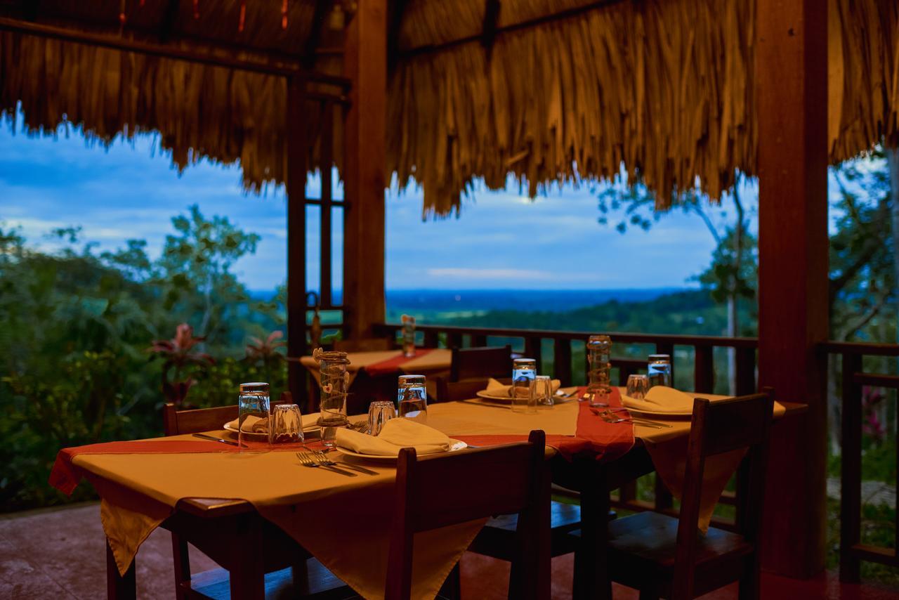 Amber Sunset Jungle Resort San Ignacio Exterior foto